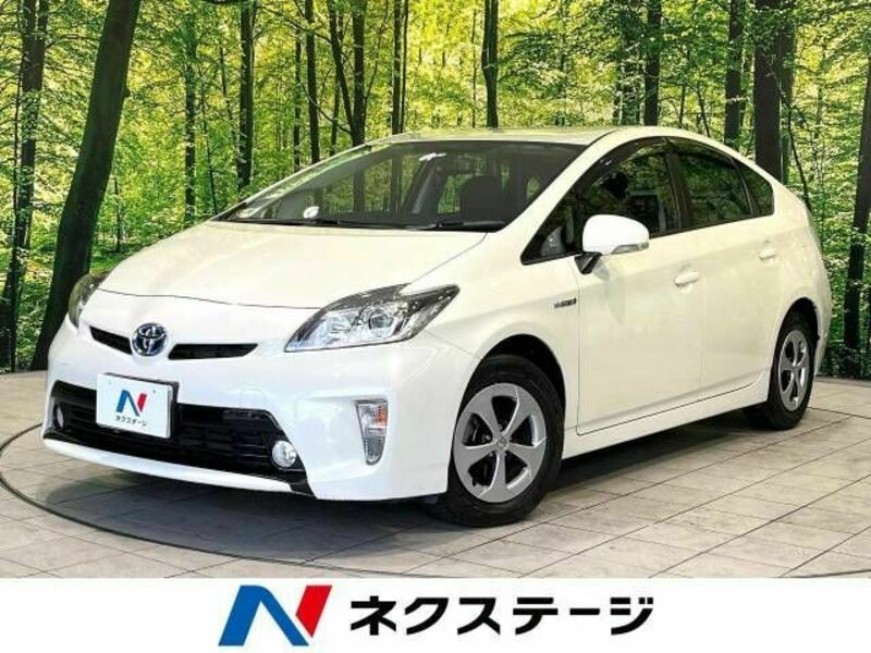 TOYOTA　PRIUS