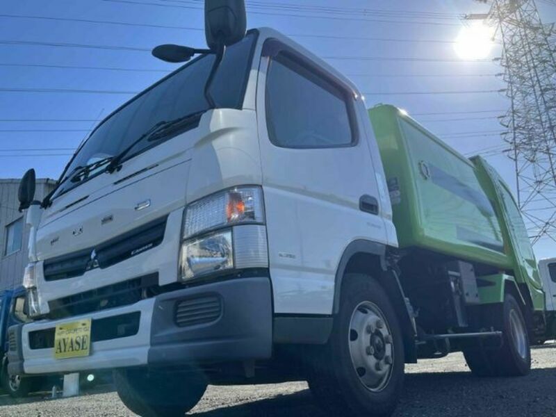 MITSUBISHI CANTER