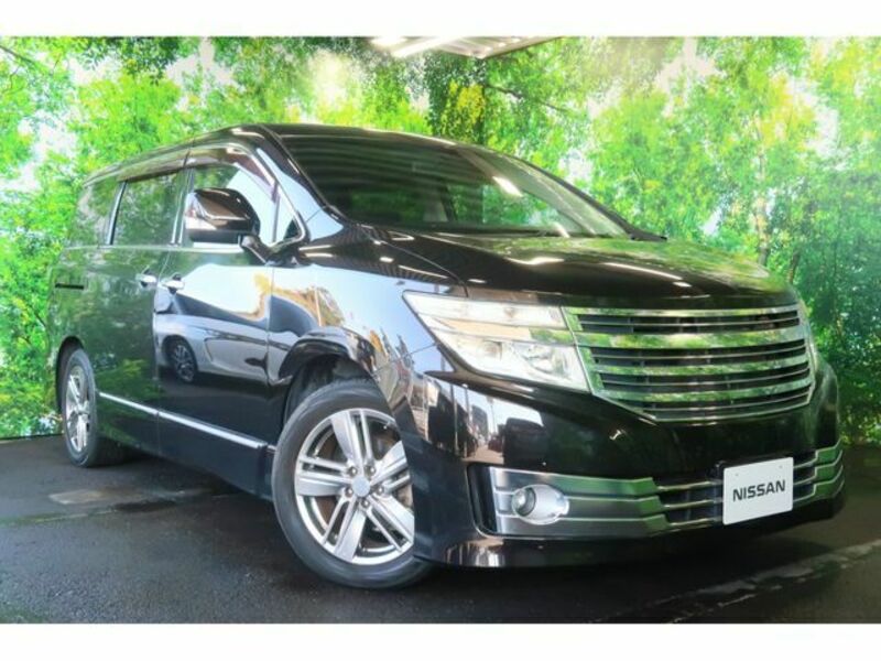 NISSAN　ELGRAND