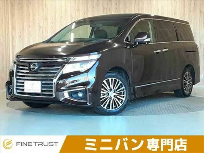 NISSAN　ELGRAND