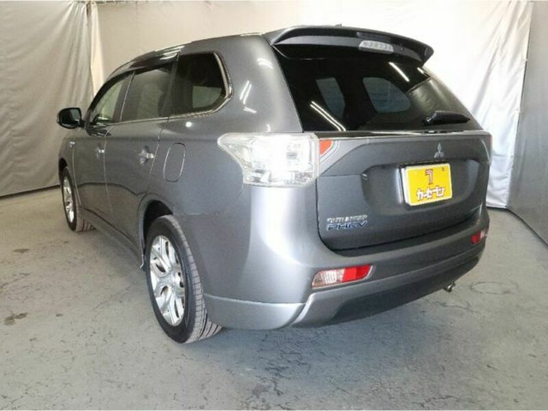 OUTLANDER PHEV