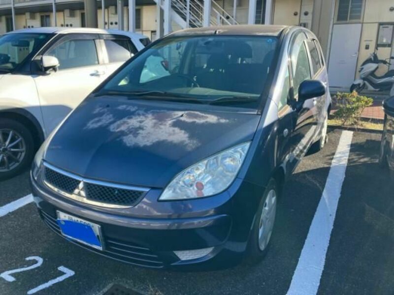 MITSUBISHI COLT