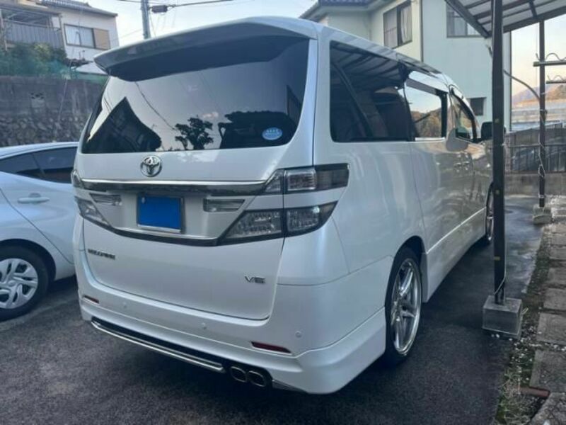 VELLFIRE