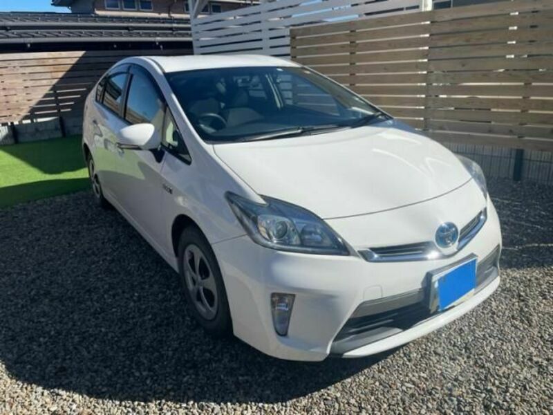 PRIUS PHV