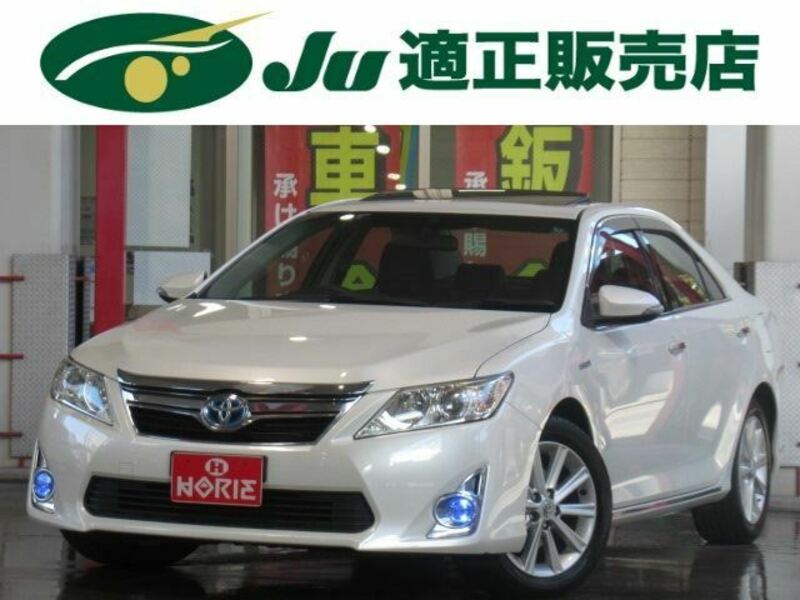 TOYOTA CAMRY