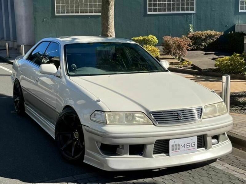 TOYOTA MARK II