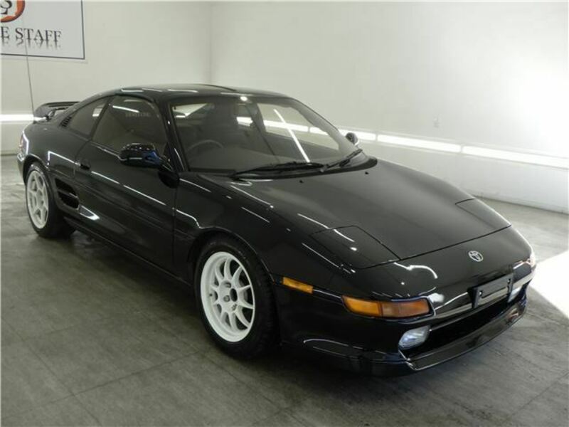 TOYOTA MR2