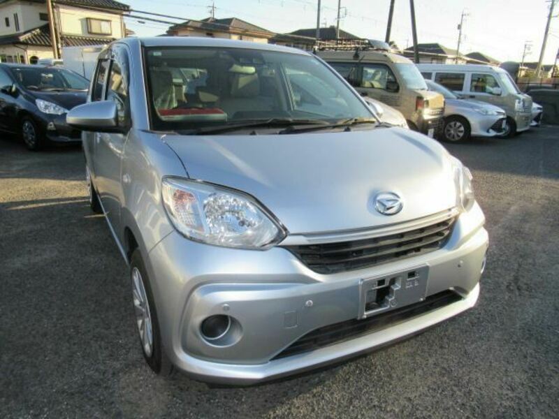 DAIHATSU BOON