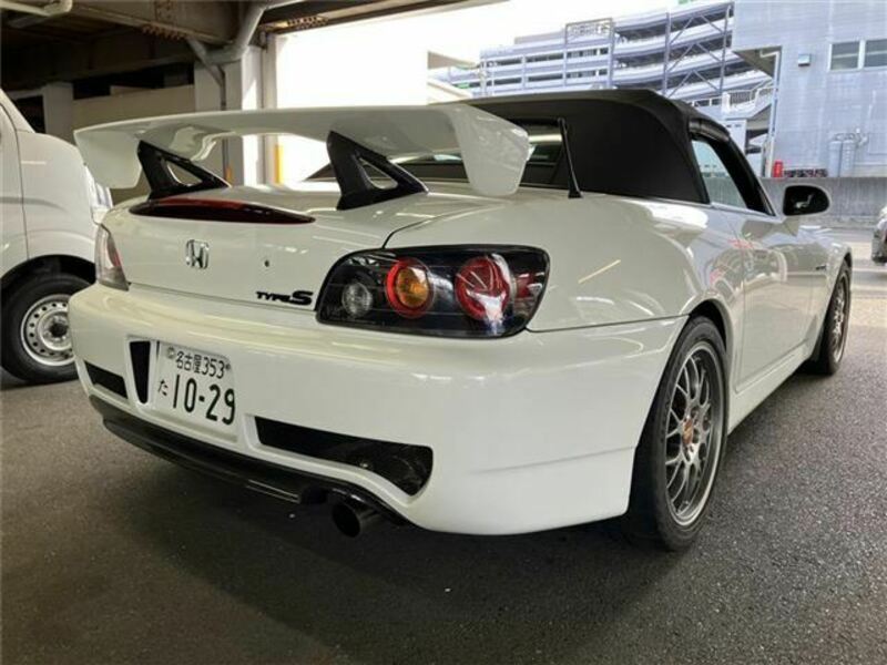 S2000