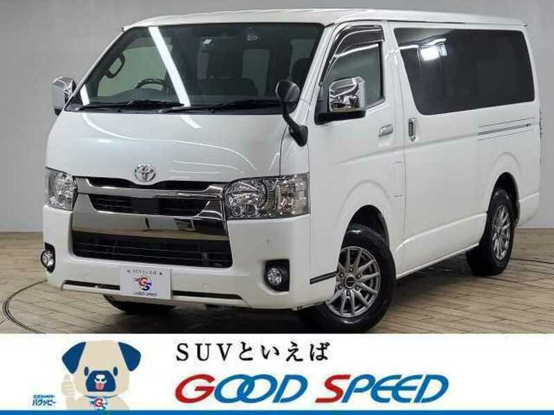 TOYOTA HIACE VAN