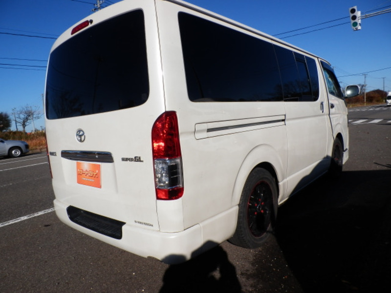 HIACE VAN