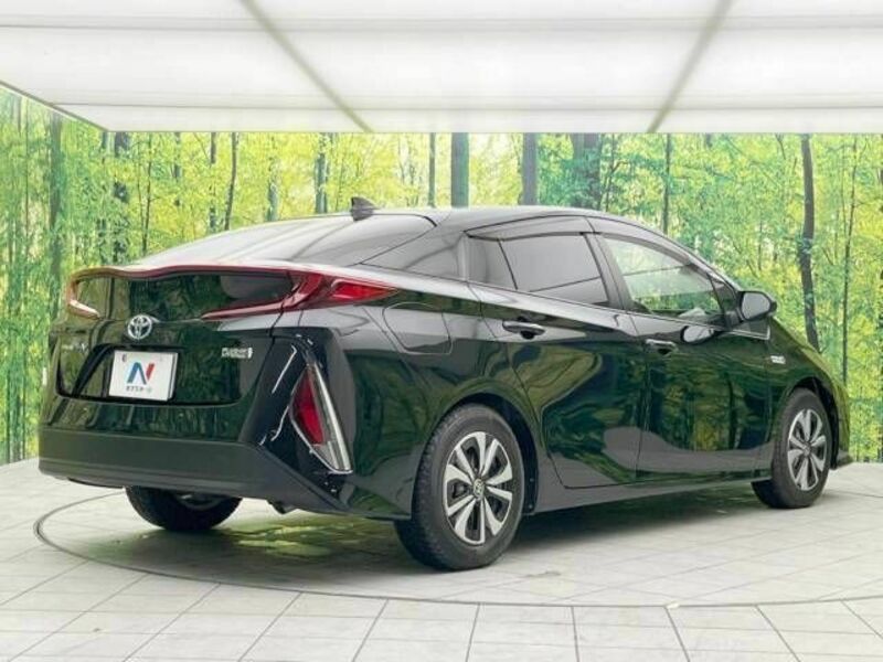 PRIUS PHV