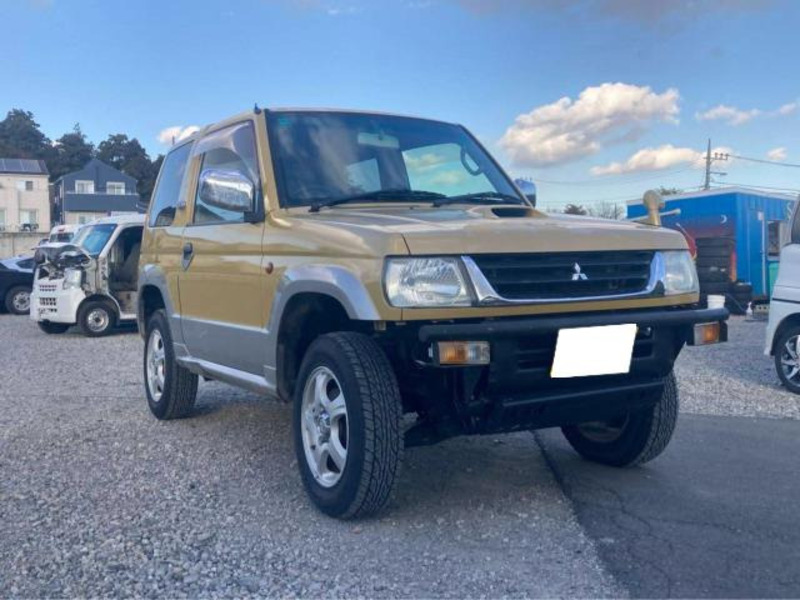 MITSUBISHI PAJERO MINI