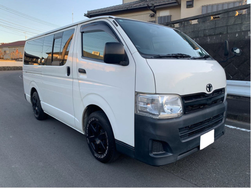 HIACE VAN