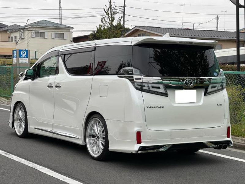 VELLFIRE