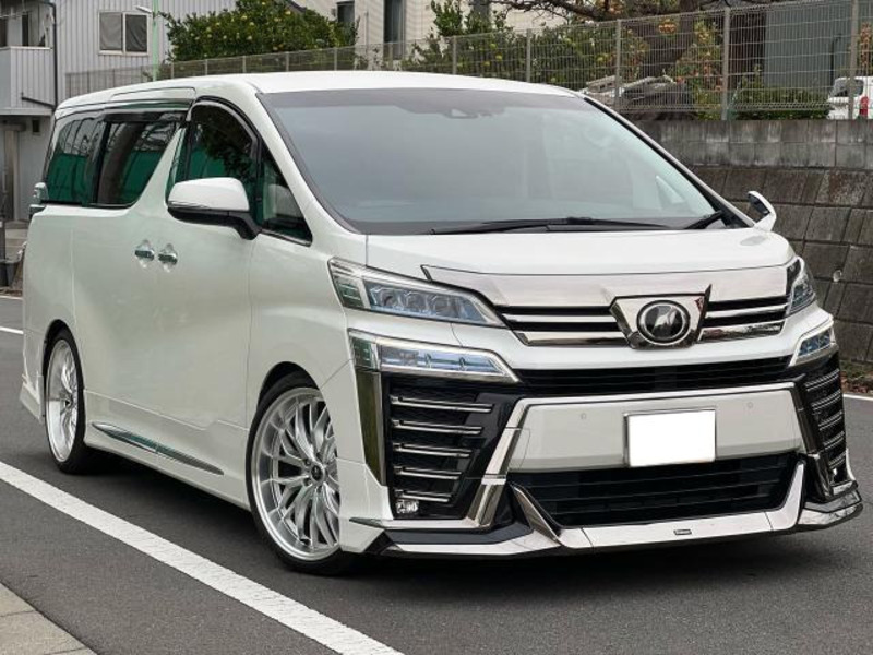 TOYOTA VELLFIRE