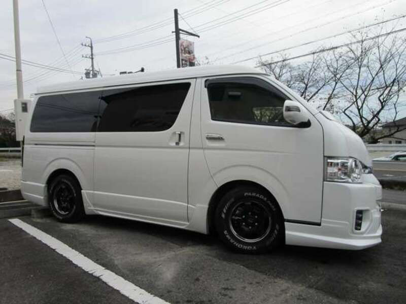 HIACE VAN