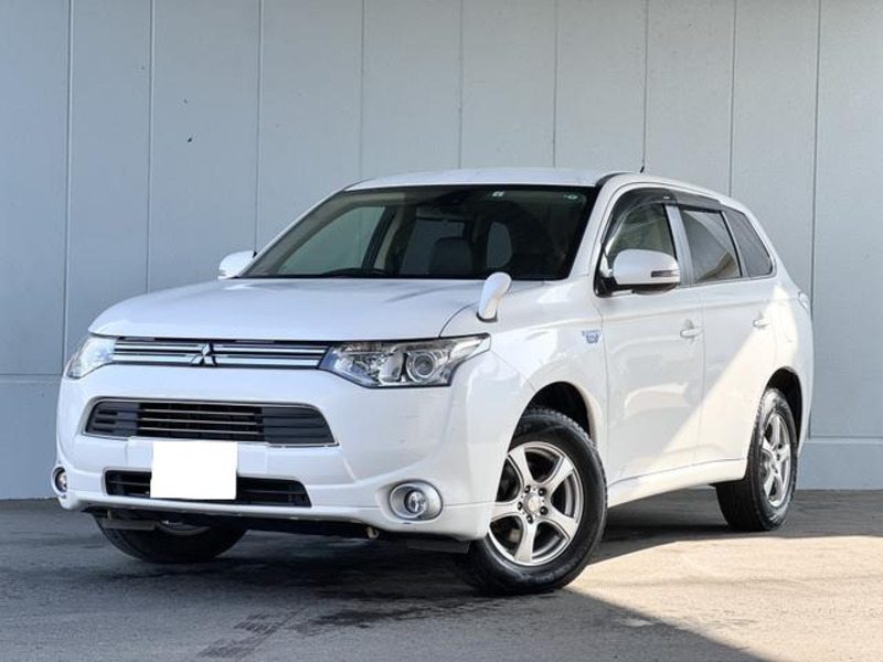 MITSUBISHI OUTLANDER PHEV