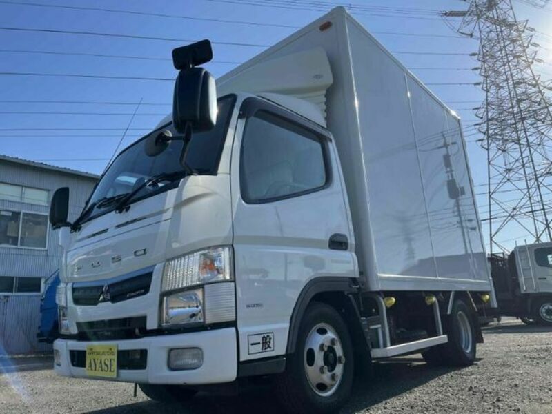 MITSUBISHI CANTER