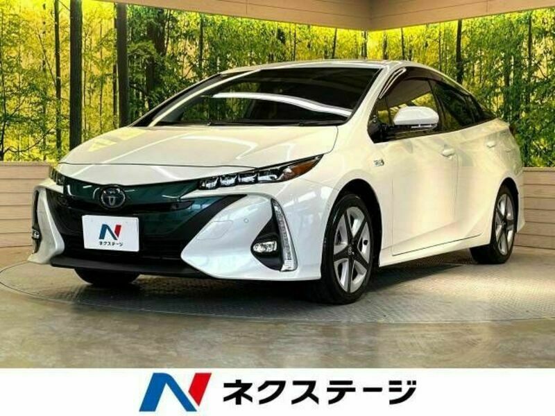 TOYOTA PRIUS PHV