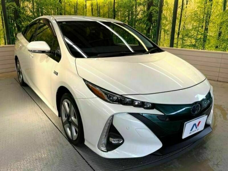 PRIUS PHV