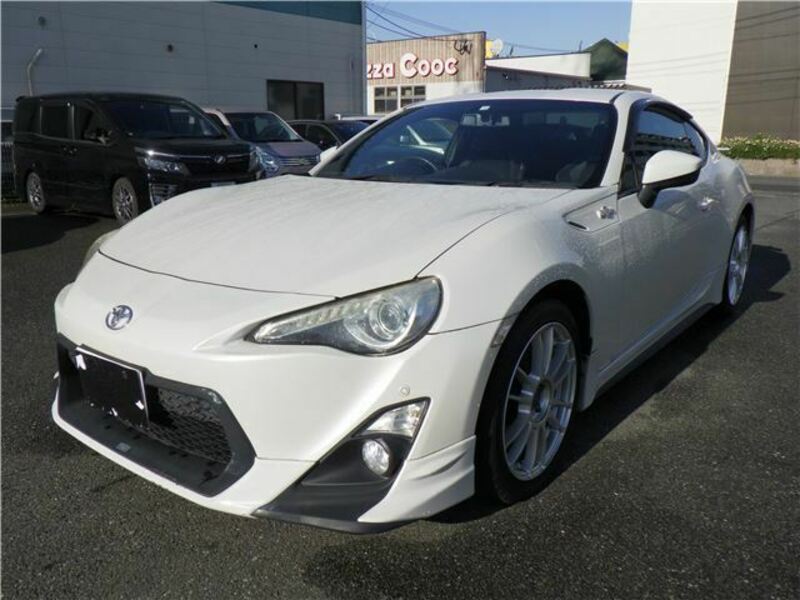 TOYOTA 86