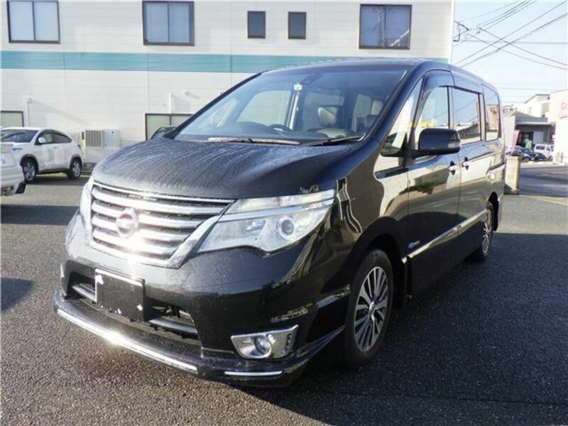 NISSAN SERENA