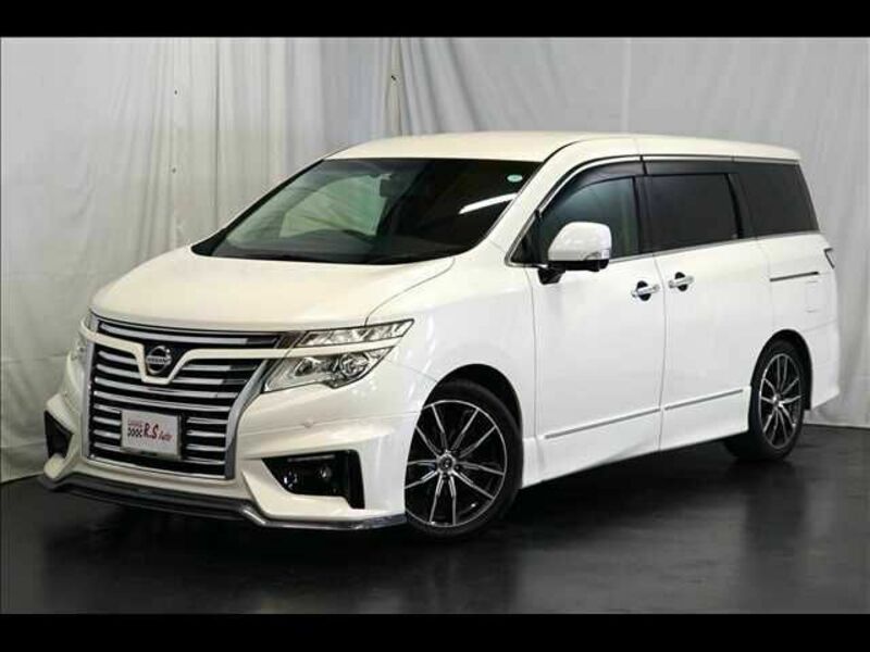 NISSAN ELGRAND