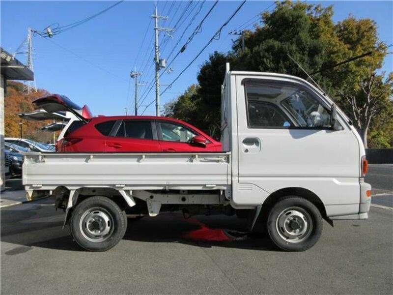 MINICAB TRUCK