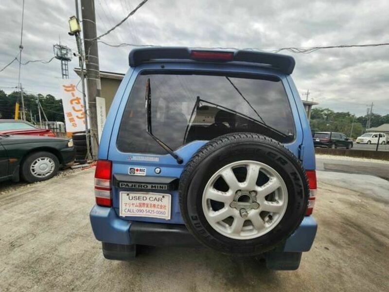 PAJERO MINI