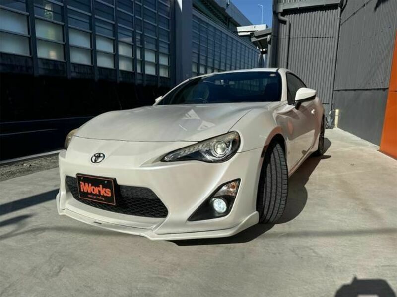 TOYOTA 86