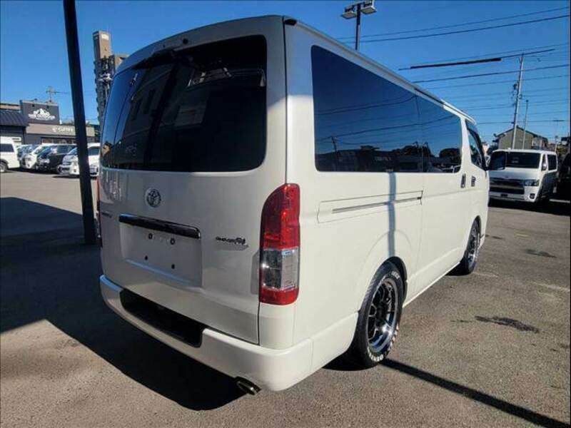 HIACE