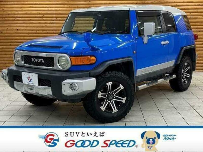 TOYOTA FJ CRUISER