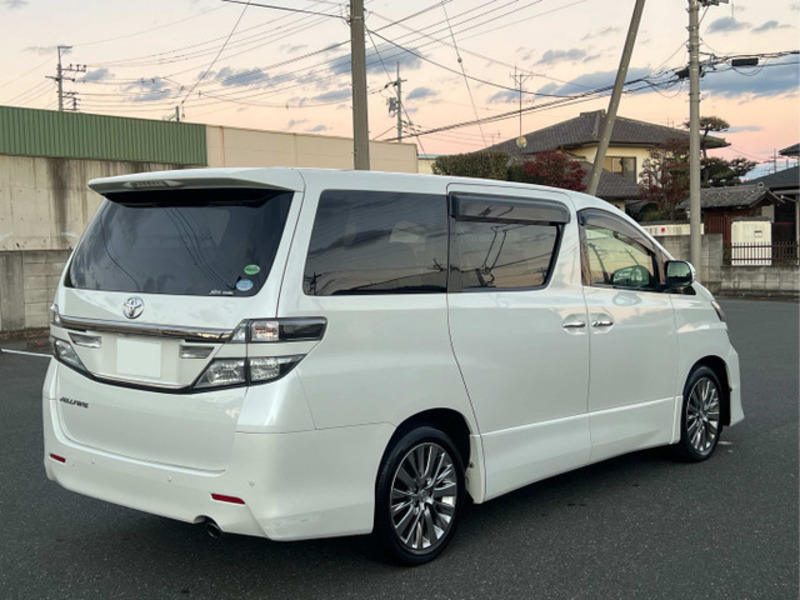 VELLFIRE