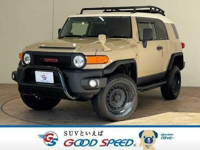 TOYOTA FJ CRUISER