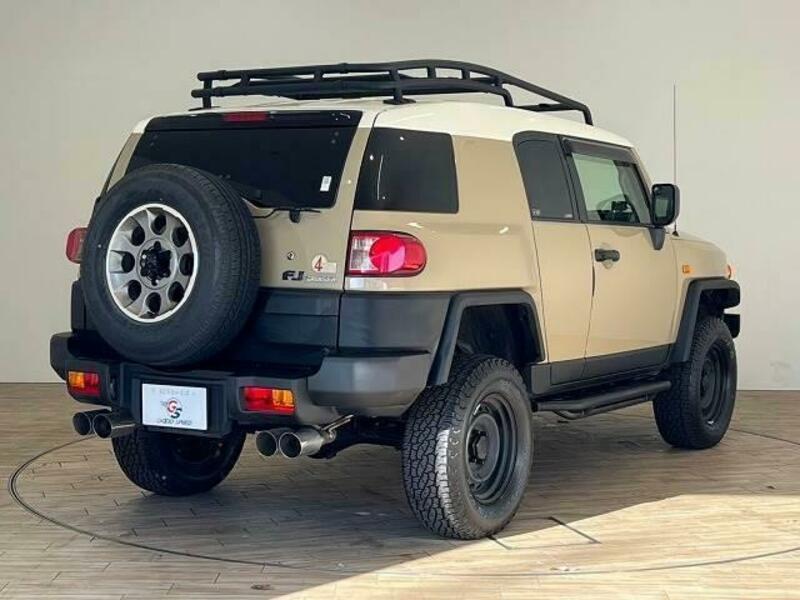 FJ CRUISER