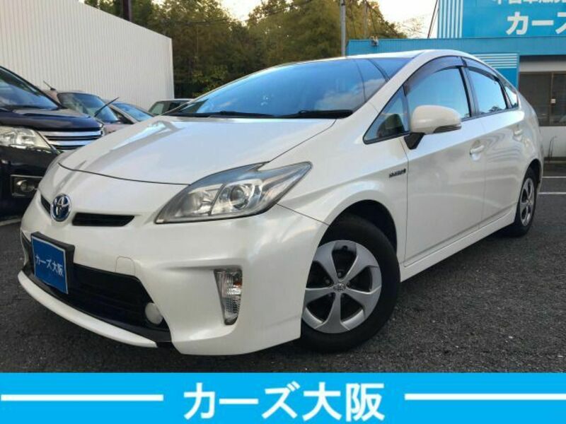 TOYOTA PRIUS