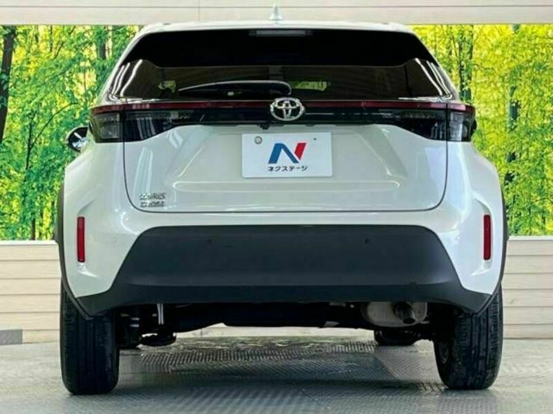 YARIS CROSS