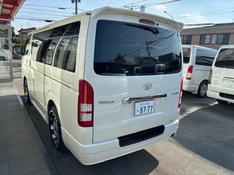 HIACE VAN