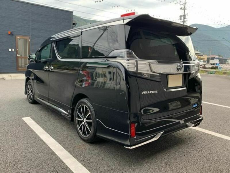 VELLFIRE