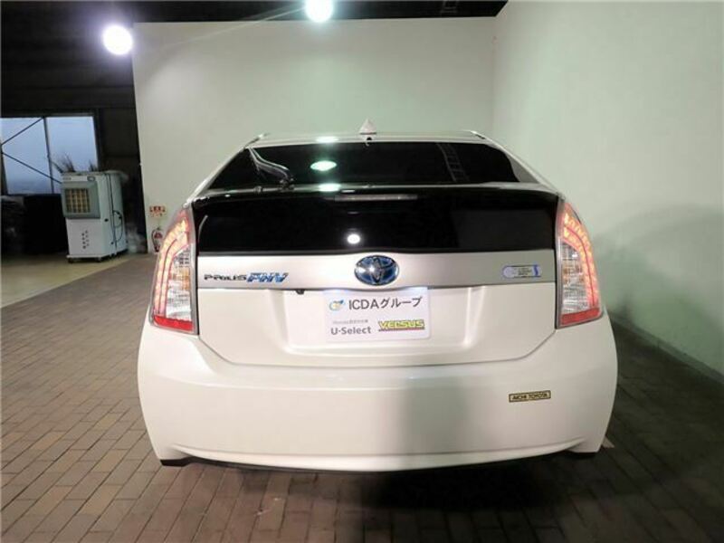 PRIUS PHV