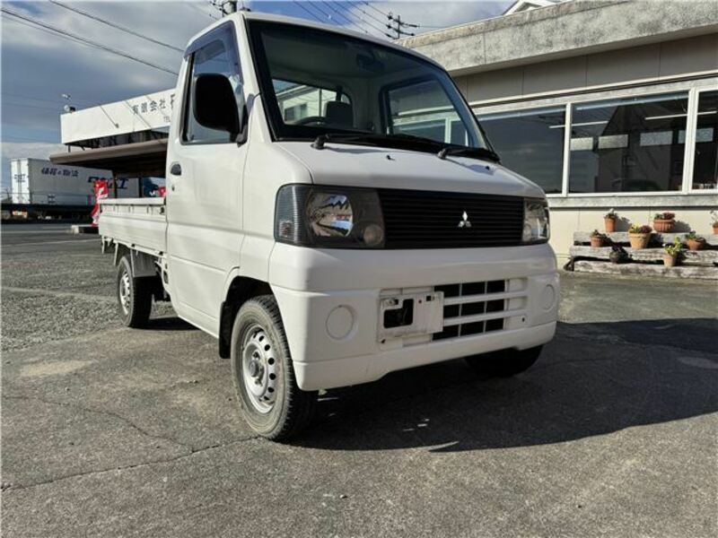 MITSUBISHI MINICAB TRUCK