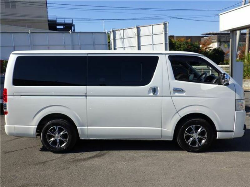 HIACE