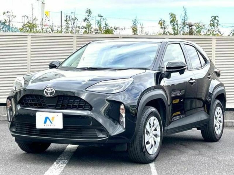 YARIS CROSS