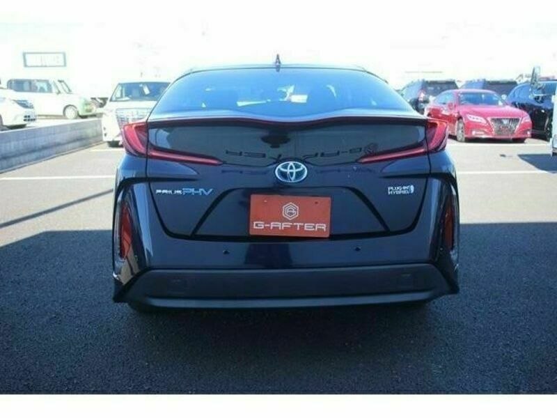 PRIUS PHV