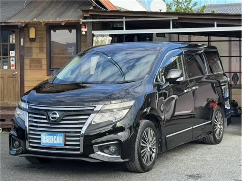 NISSAN ELGRAND