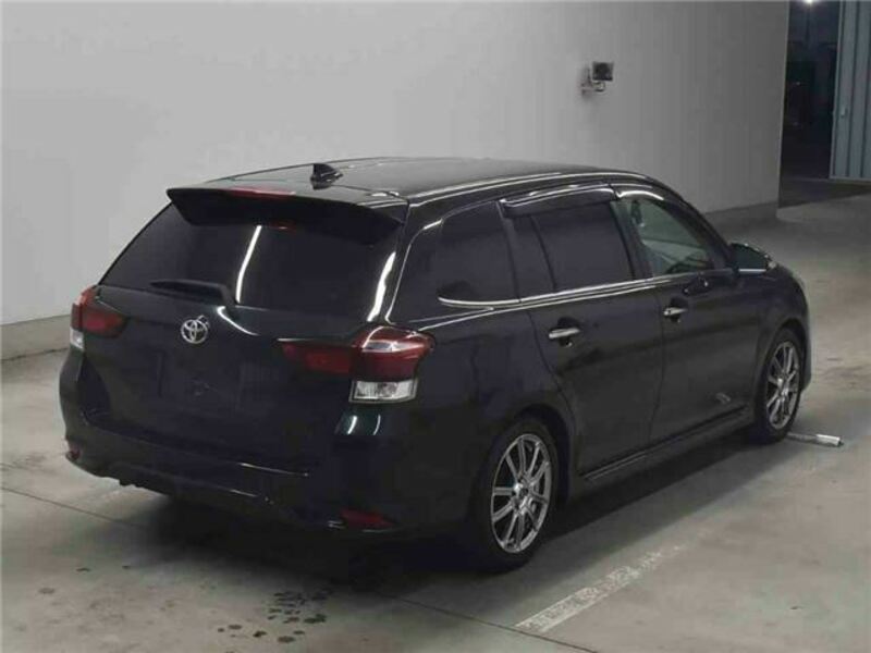 COROLLA FIELDER-1