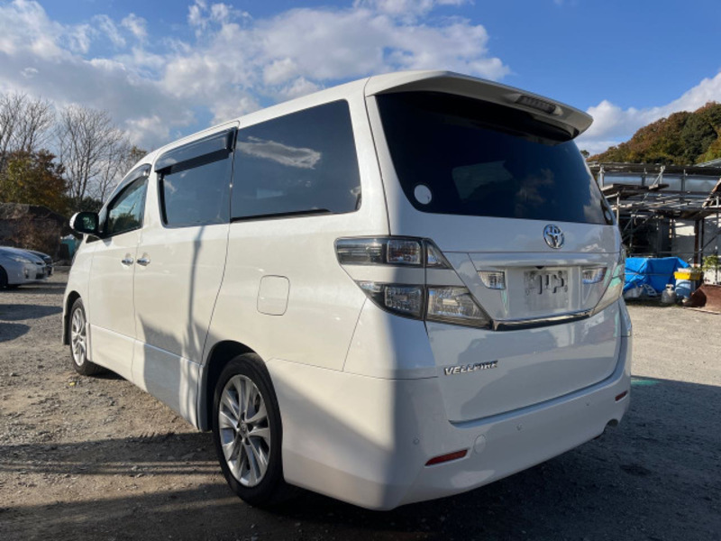 VELLFIRE