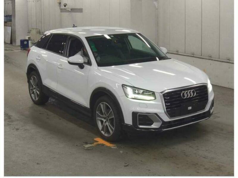 AUDI Q2