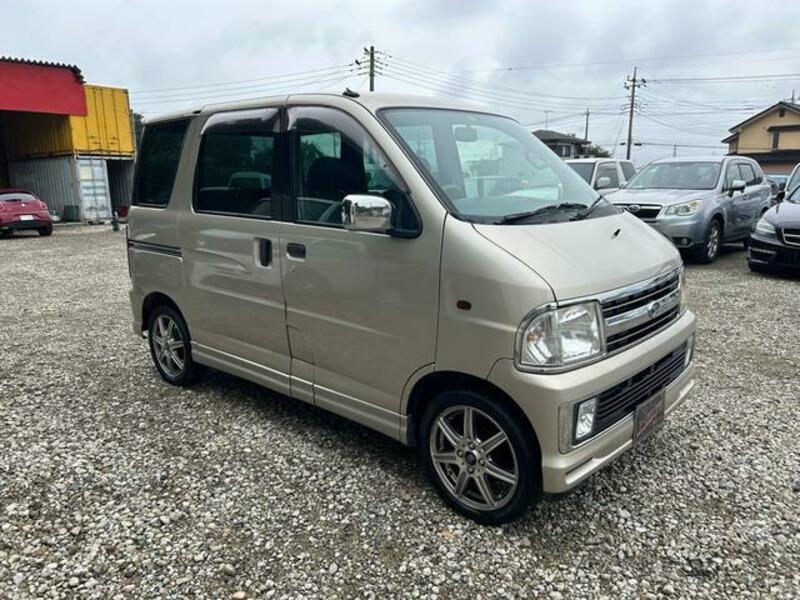 DAIHATSU ATRAI WAGON